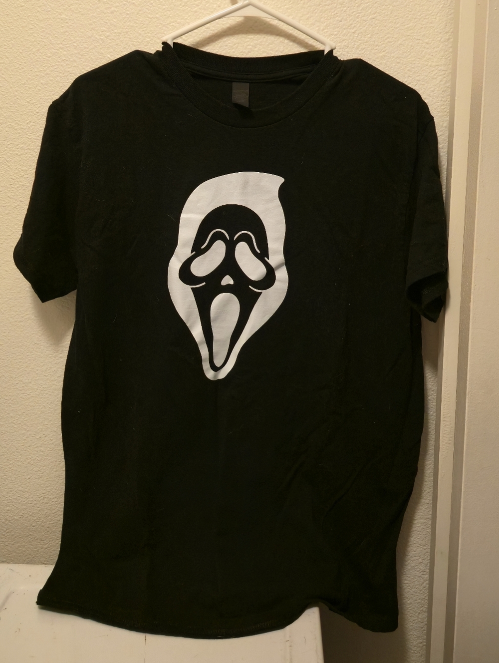 Scream Mask Horror Black Goth Graphic Tee